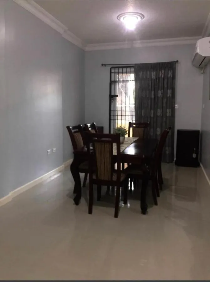 Luxury At Fairway Apartment Kingston