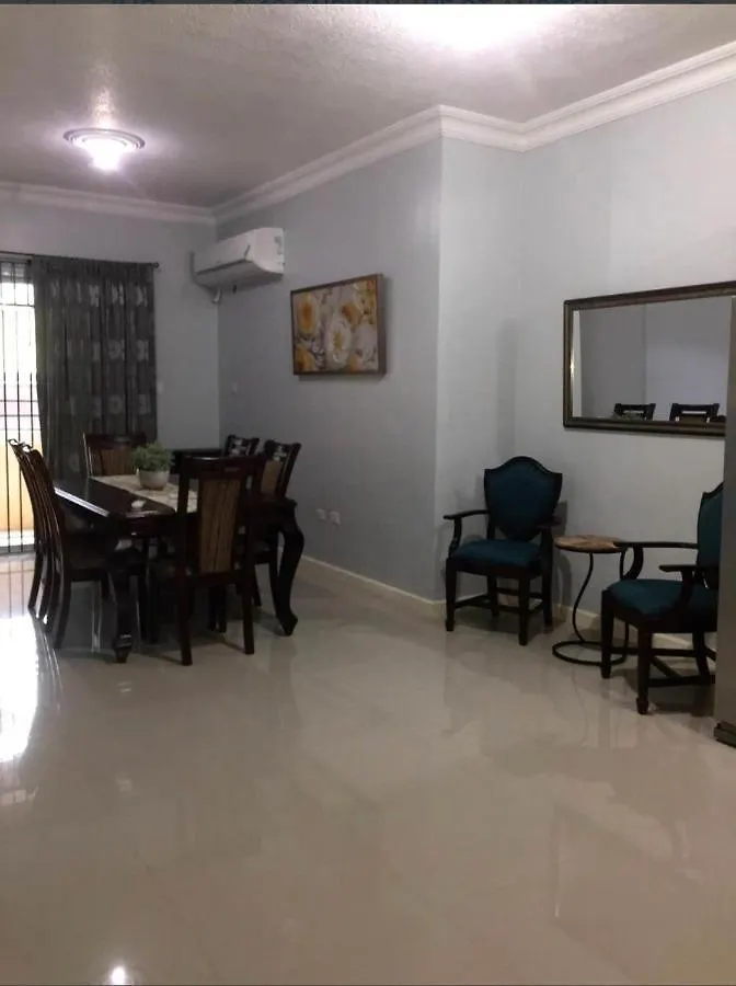 Luxury At Fairway Apartment Kingston